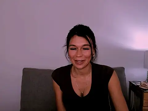 FreyaHotty online show from May 2026 03:29:01 PM