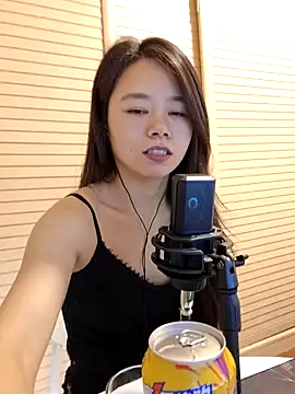 yueyue 99 online show from May 2026 03:21:01 PM