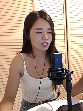 yueyue 99 online show from May 2026 03:01:02 PM