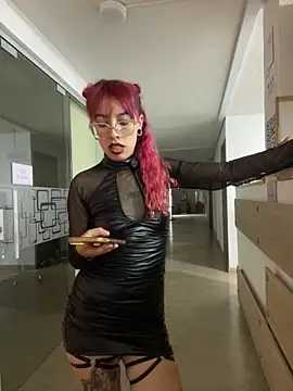 Snapshot of MeraSecretXXX chatting on June 2026 01:11:01 AM MeraSecretXXX online show from June 2026 01:11:01 AM