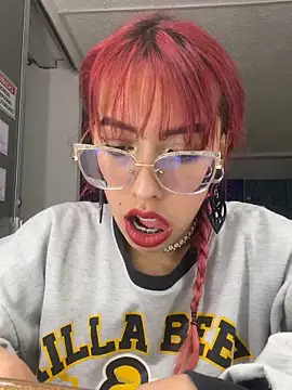 Snapshot of MeraSecretXXX chatting on June 2026 01:33:01 PM MeraSecretXXX online show from June 2026 01:33:01 PM