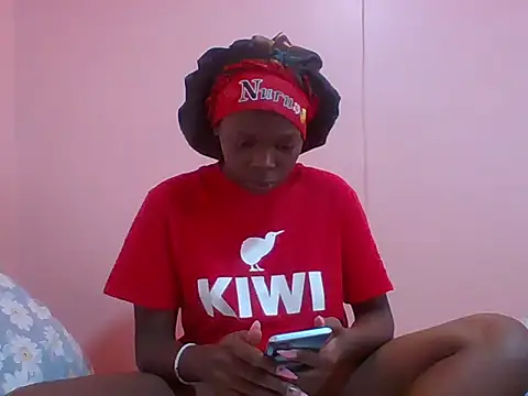 Snapshot of shantell_1 chatting on May 2026 05:13:01 AM shantell 1 online show from May 2026 05:13:01 AM