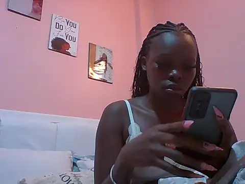 Snapshot of shantell_1 chatting on May 2026 07:09:02 PM shantell 1 online show from May 2026 07:09:02 PM