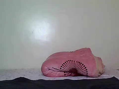 petite hottie online show from May 2026 08:40:02 PM
