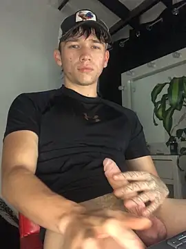 Snapshot of Salvatore_angelo chatting on May 2026 06:41:01 AM Salvatore angelo online show from May 2026 06:41:01 AM