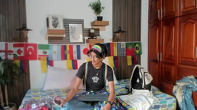 Evaa campbell online show from June 2026 12:15:02 PM