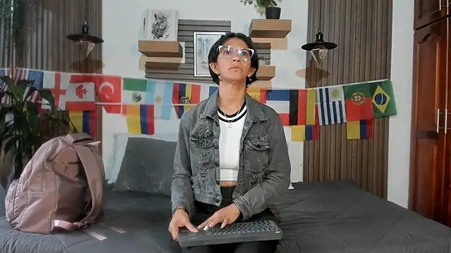 Evaa campbell online show from July 2026 12:15:01 PM