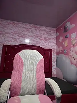 Stefany LS online show from July 2026 01:08:02 PM
