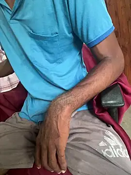 Snapshot of Inuchethi chatting on March 2025 11:05:01 AM Inuchethi online show from March 2025 11:05:01 AM