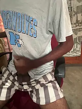 Snapshot of Inuchethi chatting on February 2025 01:25:01 AM Inuchethi online show from February 2025 01:25:01 AM