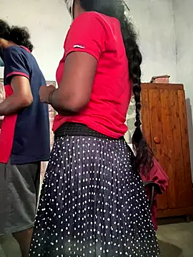 Snapshot of Inuchethi chatting on October 2025 04:58:02 AM Inuchethi online show from October 2025 04:58:02 AM