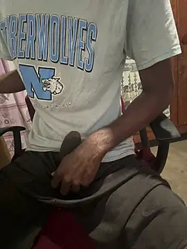 Snapshot of Inuchethi chatting on March 2025 01:07:01 AM Inuchethi online show from March 2025 01:07:01 AM