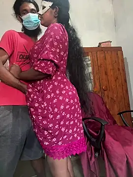 Snapshot of Inuchethi chatting on October 2025 04:39:01 AM Inuchethi online show from October 2025 04:39:01 AM