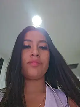 Snapshot of Luisa_Madrid chatting on May 2026 11:43:02 AM Luisa Madrid online show from May 2026 11:43:02 AM
