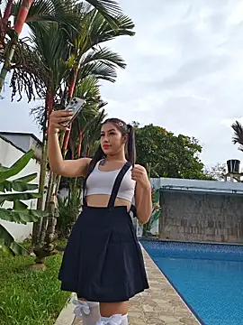 Snapshot of Luisa_Madrid chatting on May 2026 09:30:01 PM Luisa Madrid online show from May 2026 09:30:01 PM