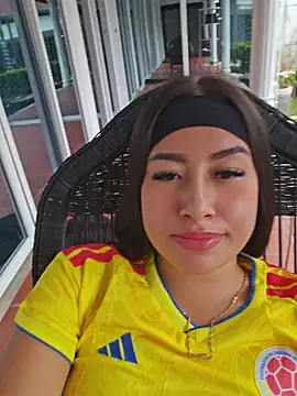 Snapshot of Luisa_Madrid chatting on June 2026 12:22:01 PM Luisa Madrid online show from June 2026 12:22:01 PM