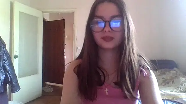 Snapshot of Bellochka201 chatting on June 2026 08:47:01 AM Bellochka201 online show from June 2026 08:47:01 AM