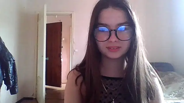 Snapshot of Bellochka201 chatting on May 2026 08:46:01 AM Bellochka201 online show from May 2026 08:46:01 AM