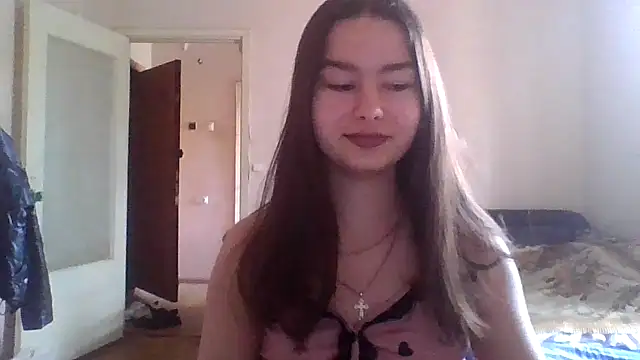 Snapshot of Bellochka201 chatting on May 2026 08:44:01 AM Bellochka201 online show from May 2026 08:44:01 AM
