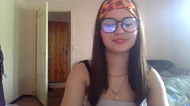 Snapshot of Bellochka201 chatting on June 2026 08:45:02 AM Bellochka201 online show from June 2026 08:45:02 AM