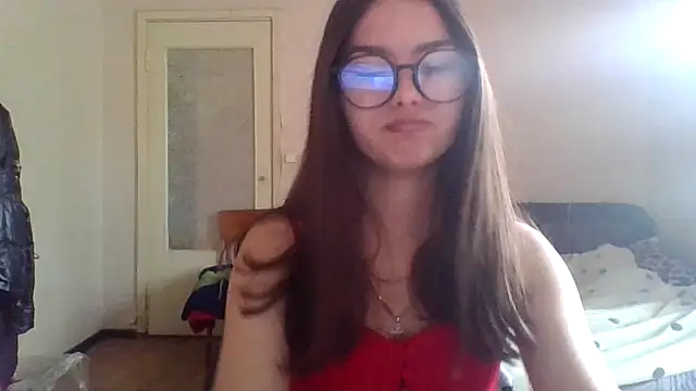 Snapshot of Bellochka201 chatting on June 2026 08:47:01 AM Bellochka201 online show from June 2026 08:47:01 AM