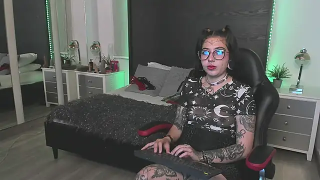 inkedsinners  online show from May 2026 12:35:02 PM