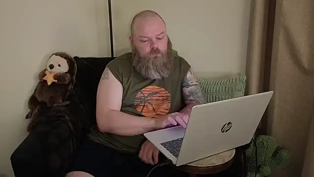 TeddyBearBrian online show from May 2026 03:05:01 AM