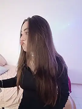 paariiss  online show from May 2026 10:32:02 PM