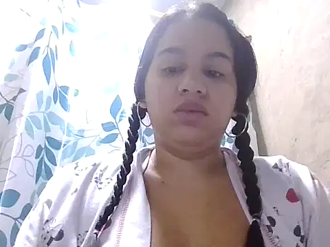 tifanny27 online show from May 2026 01:06:01 PM