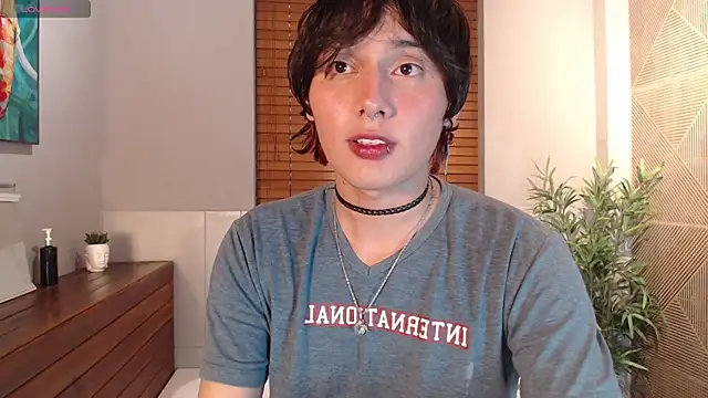 Brunodeluca  online show from May 2026 07:47:02 PM