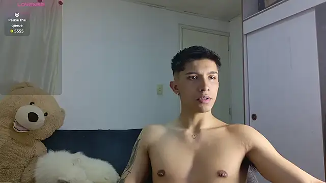 Thesaint xxx online show from June 2026 11:43:01 PM