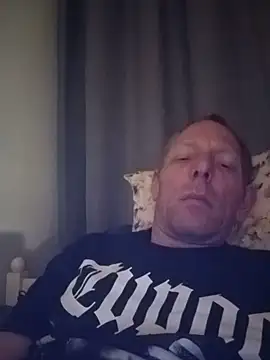 040CamBoy040 online show from May 2026 10:54:02 PM