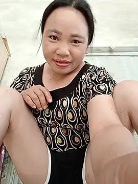 Snapshot of Elizabeo chatting on May 2026 12:40:02 AM Elizabeo online show from May 2026 12:40:02 AM