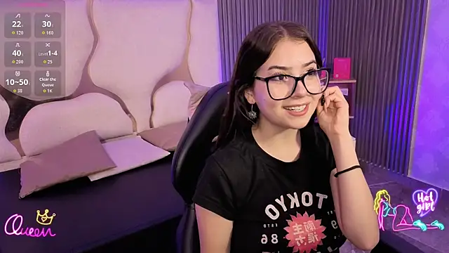 andrea tay1 online show from June 2026 07:09:02 PM