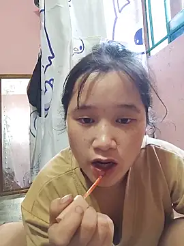 Ninaa01 online show from May 2026 04:42:01 AM