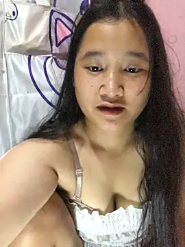 Ninaa01 online show from May 2026 02:59:02 PM