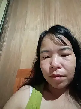 Snapshot of Baby_hott chatting on June 2026 04:01:02 PM Baby hott online show from June 2026 04:01:02 PM