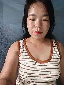 Snapshot of Baby_hott chatting on June 2026 08:41:01 PM Baby hott online show from June 2026 08:41:01 PM