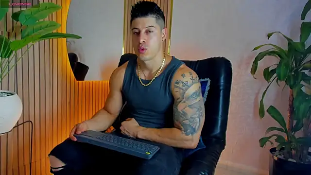 lukas green11 online show from June 2026 10:53:02 PM