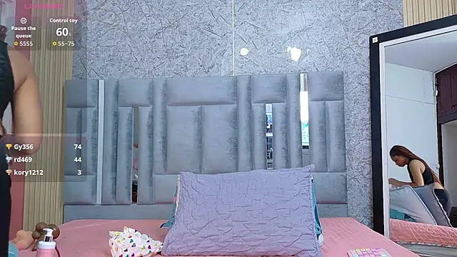thinsamathagirl online show from June 2026 07:15:02 PM