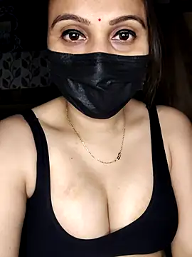 HORNI SHALU50 online show from May 2026 06:07:02 PM