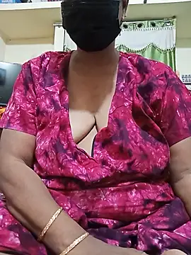 Snapshot of Ramya111_Tamil chatting on June 2026 07:28:02 AM Ramya111 Tamil online show from June 2026 07:28:02 AM