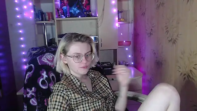   Freya    online show from May 2026 10:03:02 AM