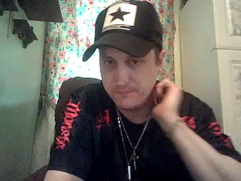 Snapshot of JoeFavorite69 chatting on May 2026 11:36:02 PM JoeFavorite69 online show from May 2026 11:36:02 PM