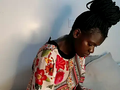 Snapshot of chichie_ chatting on May 2026 01:22:01 AM chichie online show from May 2026 01:22:01 AM
