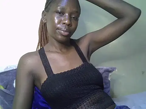 Snapshot of Simplyloy33 chatting on May 2026 06:48:02 PM Simplyloy33 online show from May 2026 06:48:02 PM