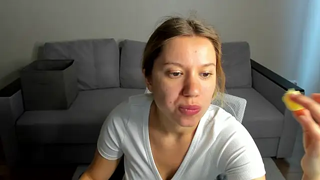 Snapshot of Shakira_Lux chatting on June 2026 08:36:02 AM Shakira Lux online show from June 2026 08:36:02 AM