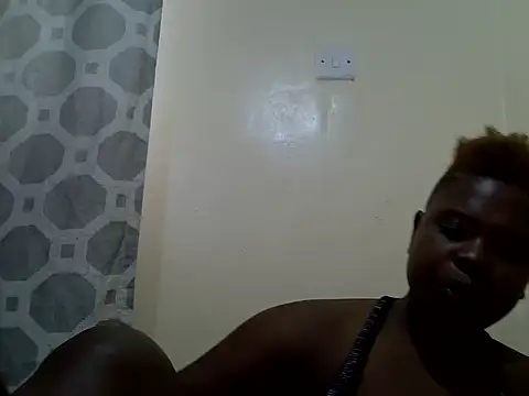 Snapshot of queentashana chatting on June 2026 05:30:01 AM queentashana online show from June 2026 05:30:01 AM