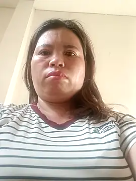 -Yeyi- online show from May 2026 10:21:02 AM