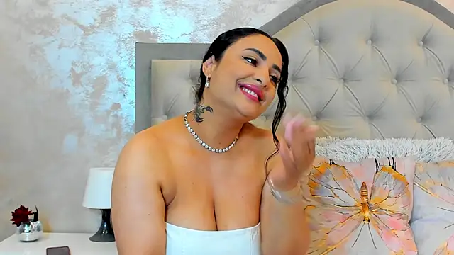 Bianca Vale online show from June 2026 05:30:01 AM